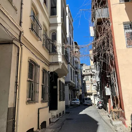 Apartamento Ozcans Pera Flats 2 *
